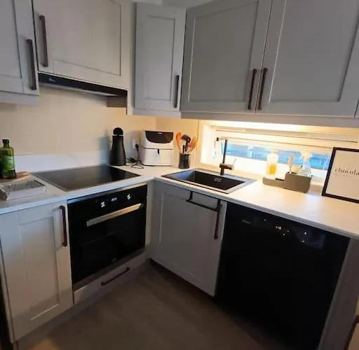 Newly Renovated With Seaview סטוונגר